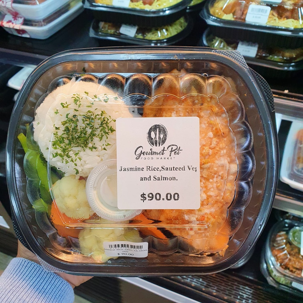 GOURMET POT-JASMINE RICE, GRILL SALMON, VEG