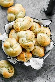 INDULGE BAKERY - GARLIC KNOTS (5PK)