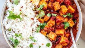 [01934] SZECHUAN CHICKEN WITH NOODLES