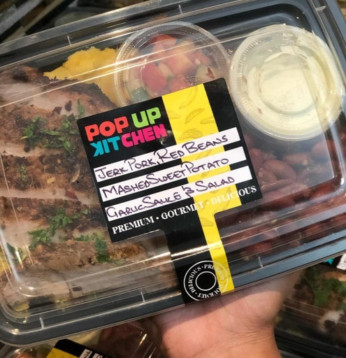 [010013] POP UP KITCHEN-JERK PORK,RED BEAN,MASH POT,CARROTS & STRING BEAN