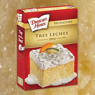 [00959] DUNCAN HINES SIG TRES LECHE 