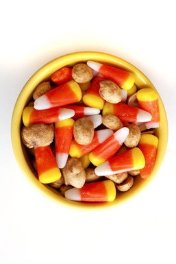 NUTS ABOUT CANDY - Candy Corn