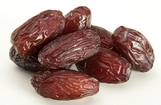 MEDJOOL DATES WITH PIT 300G